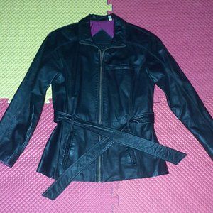 Dillard's brand genuine leather belted jacket, petites